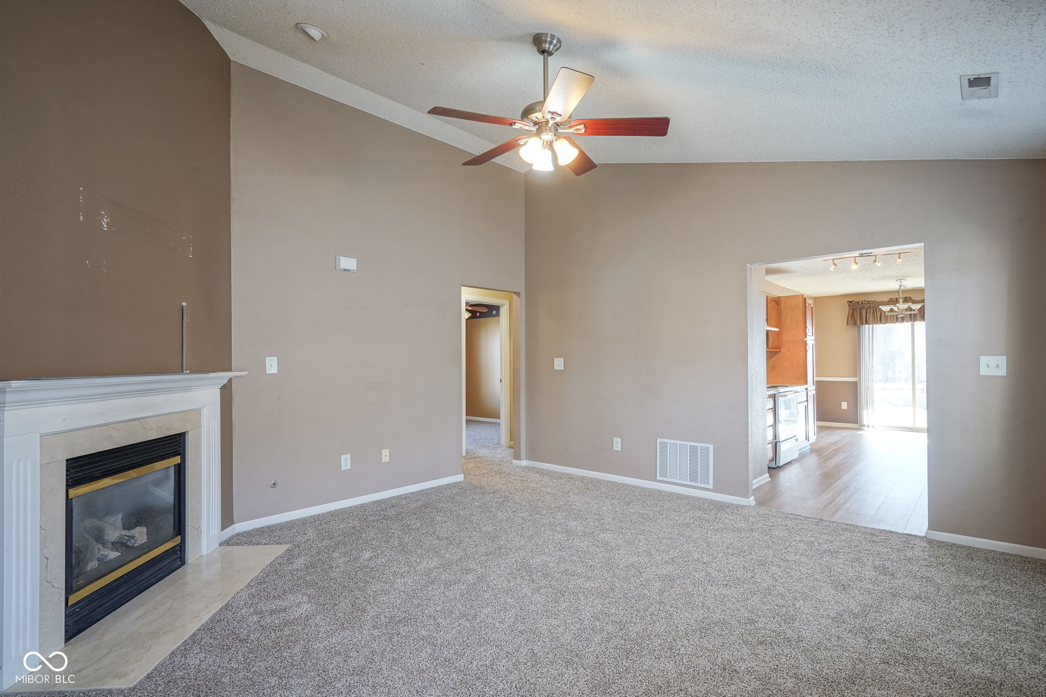 5459 Powder River Court Indianapolis, IN 46221 - Photo 9 of 52