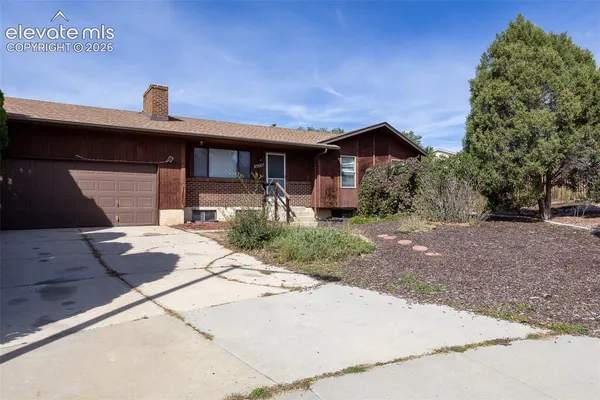 $2,205 | 6050 Eagles Nest Court, Colorado Springs, CO 80918