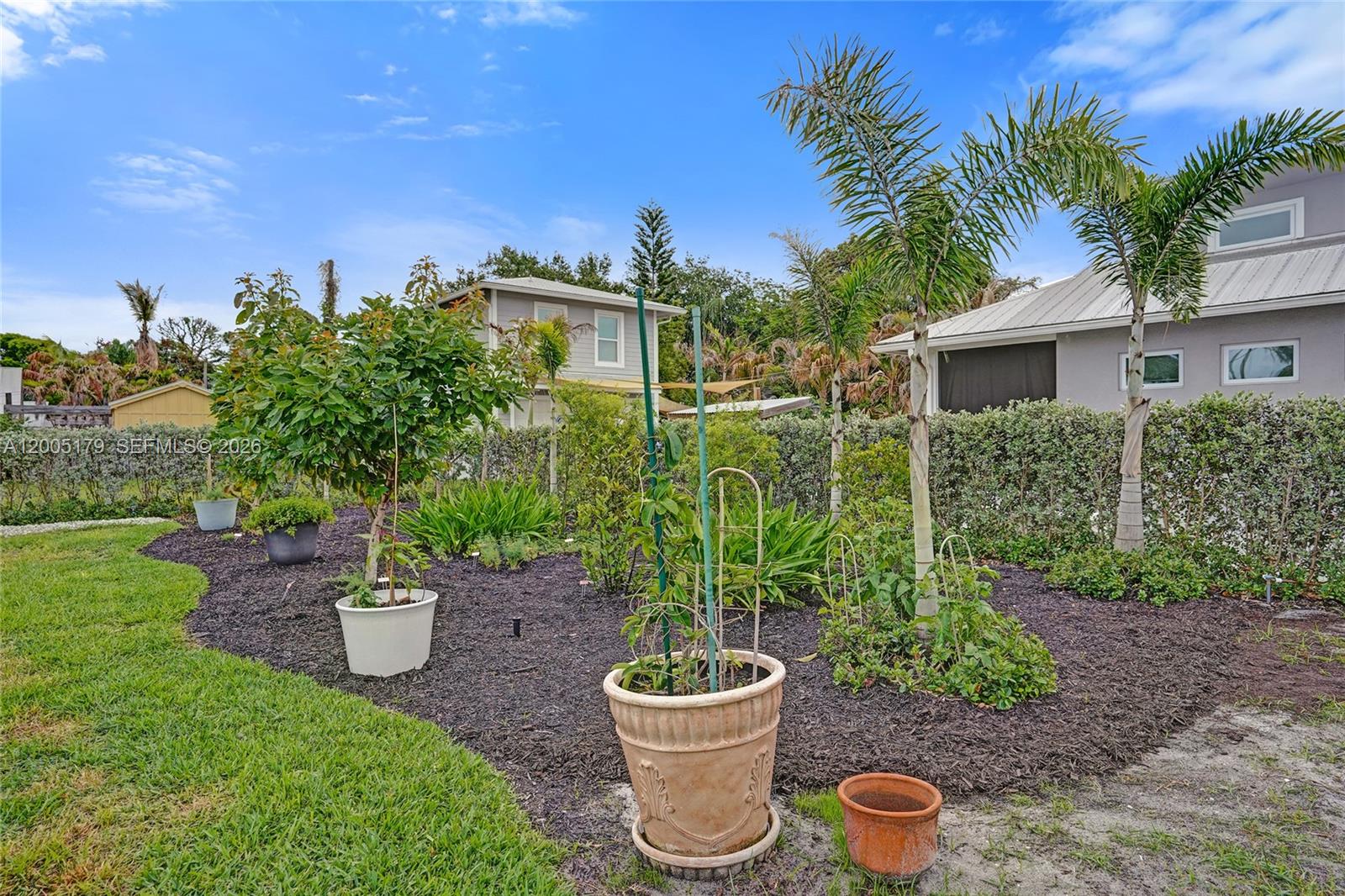 4648 Southeast Binnacle Way Stuart, FL 34997 - Photo 57 of 80 Garden