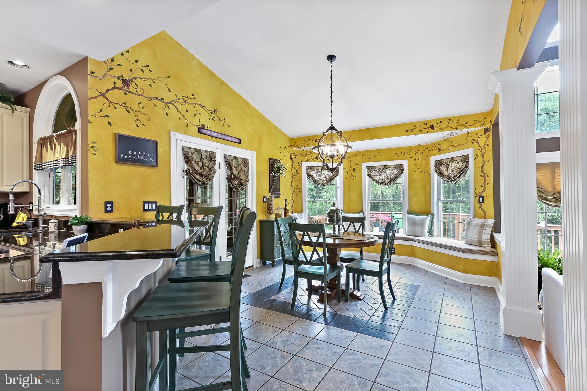9818 Magledt Road Baltimore, MD 21234 - Photo 17 of 60 Breakfast Nook