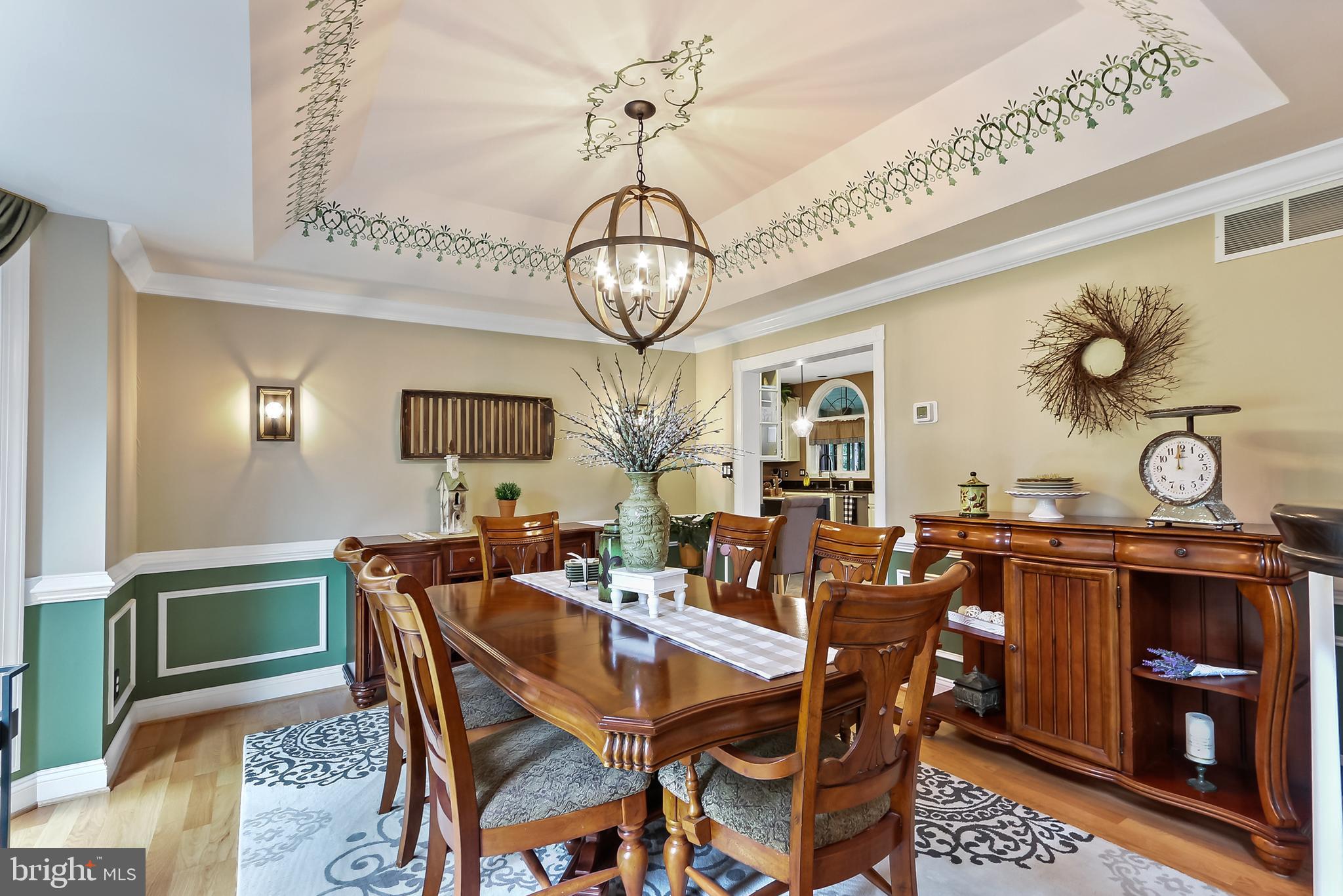 9818 Magledt Road Baltimore, MD 21234 - Photo 20 of 60 Dining Room