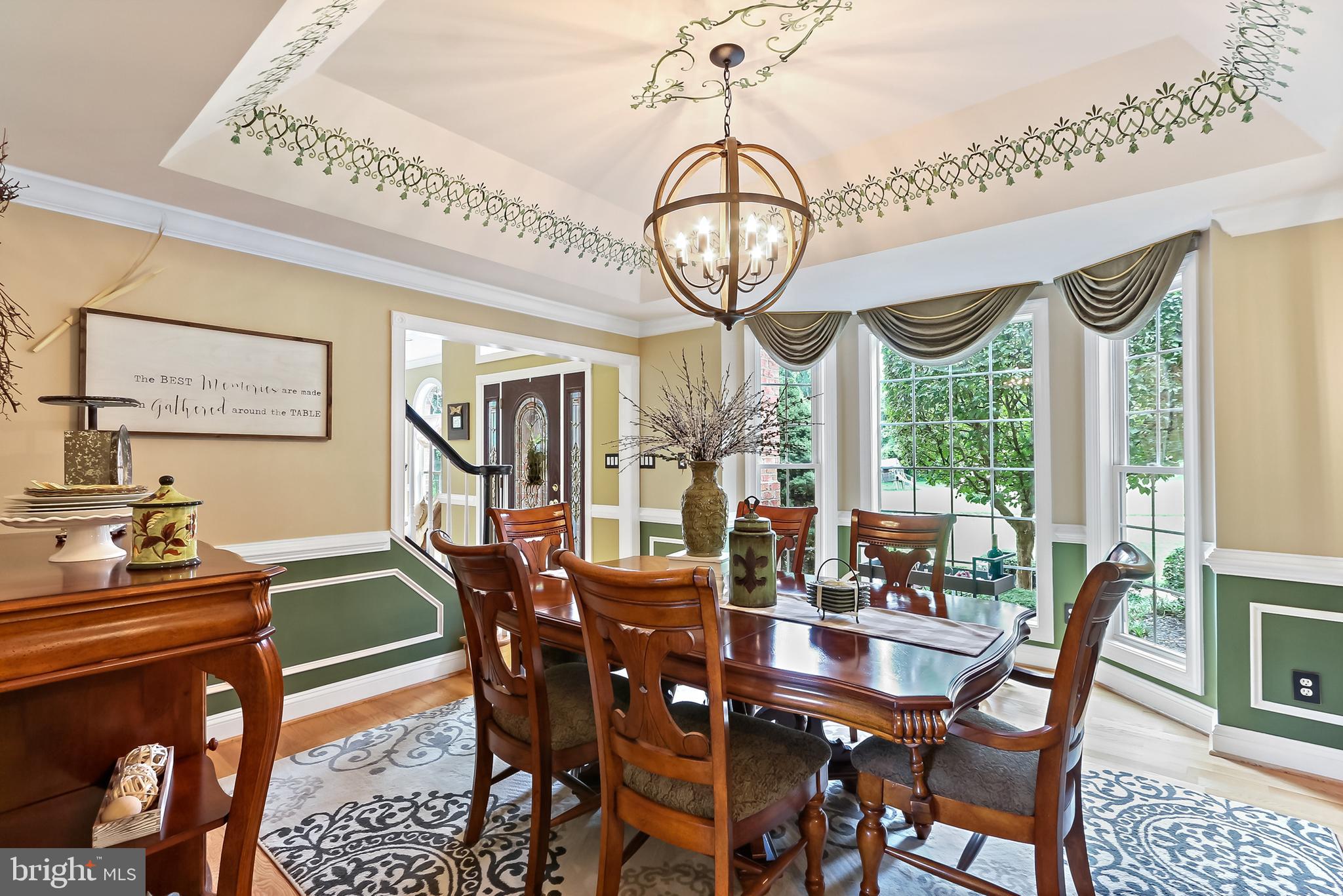 9818 Magledt Road Baltimore, MD 21234 - Photo 21 of 60 Dining Room