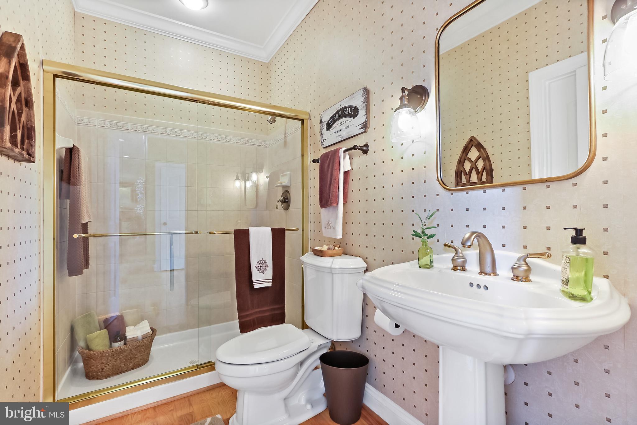 9818 Magledt Road Baltimore, MD 21234 - Photo 10 of 60 Bath Main
