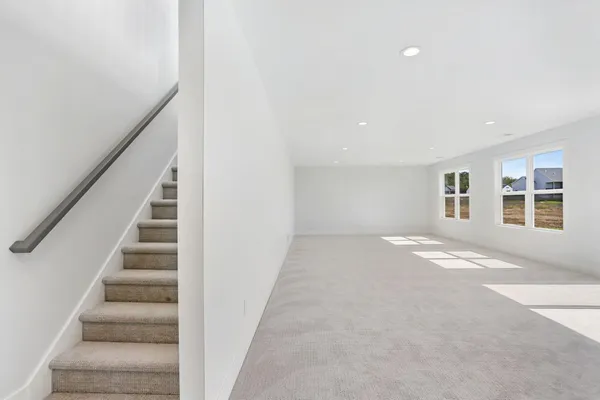 $600,000 | 14952 Fillmore Street, West Olive, MI 49460