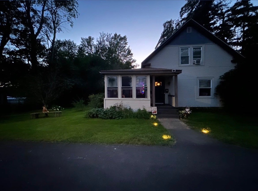 37 Draper Road Gardner, MA 01440 - Photo 31 of 33 a view of backyard of house with green space