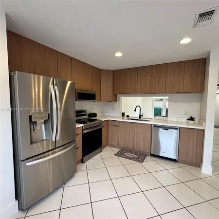 $3,700 | 9023 Southwest 113th Pl Circle West, Miami, FL 33176