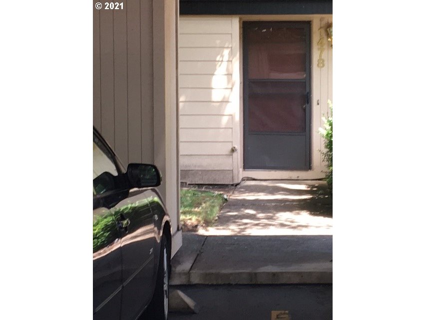 1478 Fetters Loop Eugene, OR 97402 - Photo 1 of 6 Gallery Image 1