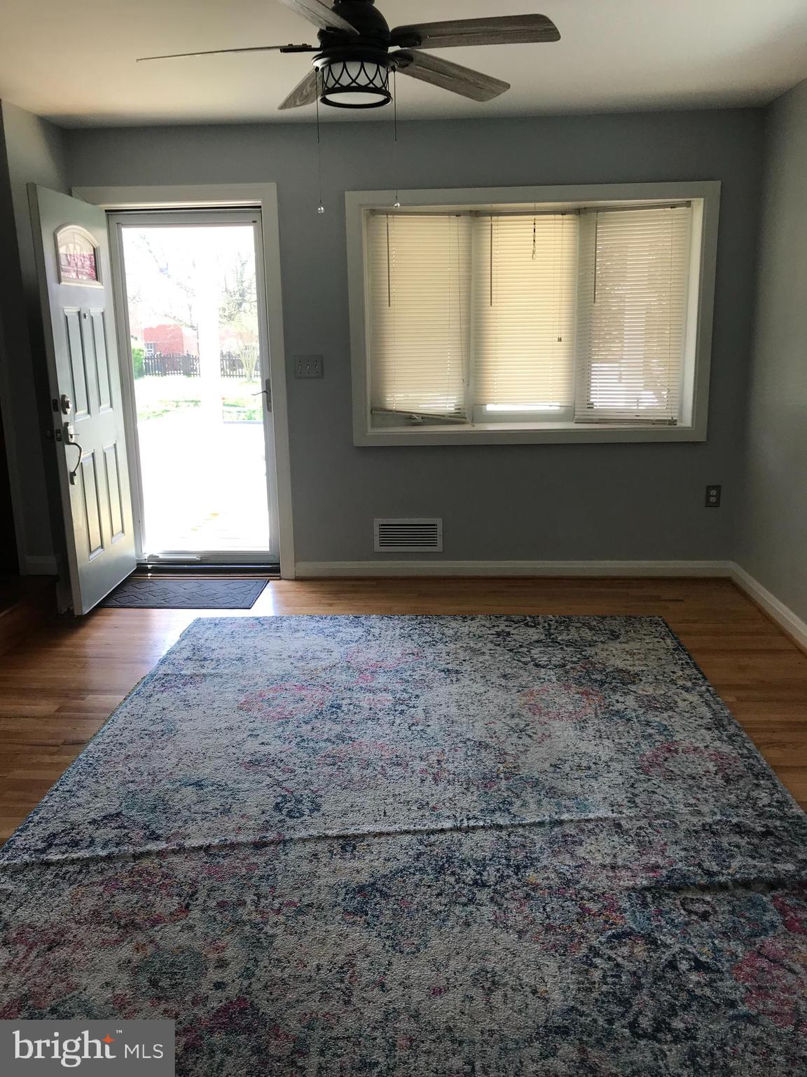 2724 Moorgate Road Dundalk, MD 21222 - Photo 2 of 21