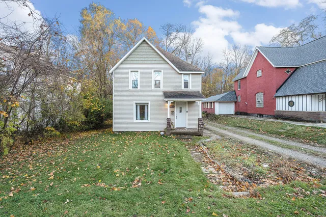 $220,000 | 1617 Jefferson Avenue, Kalamazoo, MI 49006