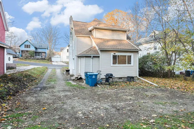 $220,000 | 1617 Jefferson Avenue, Kalamazoo, MI 49006