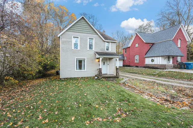 $220,000 | 1617 Jefferson Avenue, Kalamazoo, MI 49006