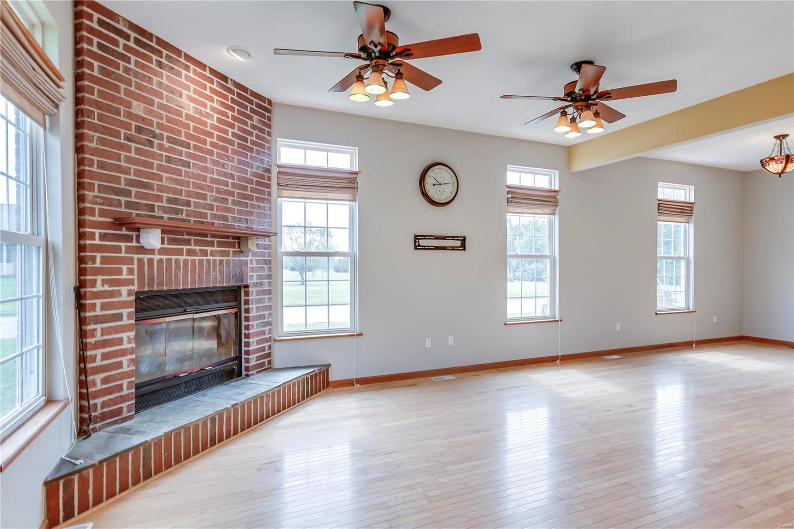 4659 Timber View Drive Waterloo, IL 62298 - Photo 13 of 38