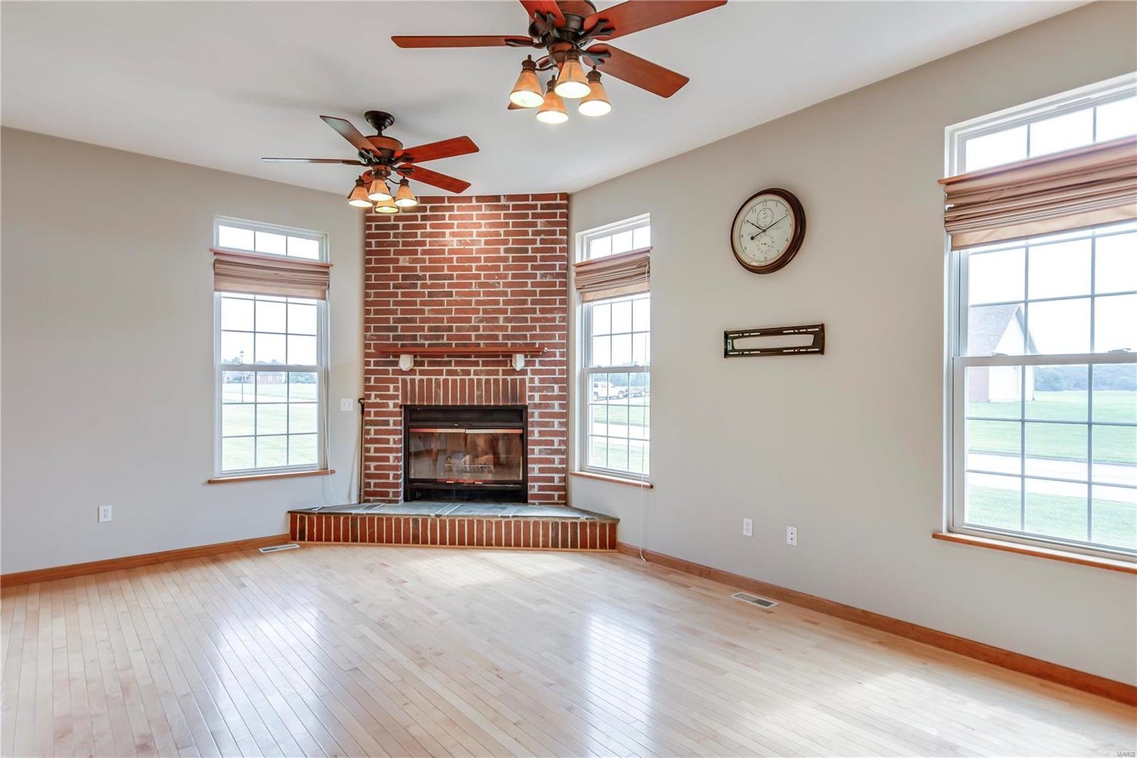 4659 Timber View Drive Waterloo, IL 62298 - Photo 10 of 38