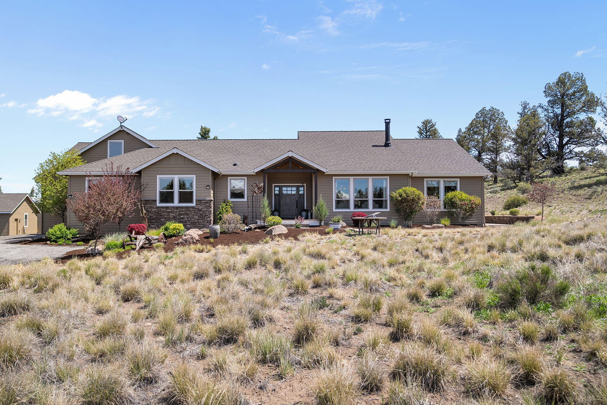 68050 Fryrear Road Sisters, OR 97759 - Photo 2 of 56 1-web-or-mls-_DSC5542