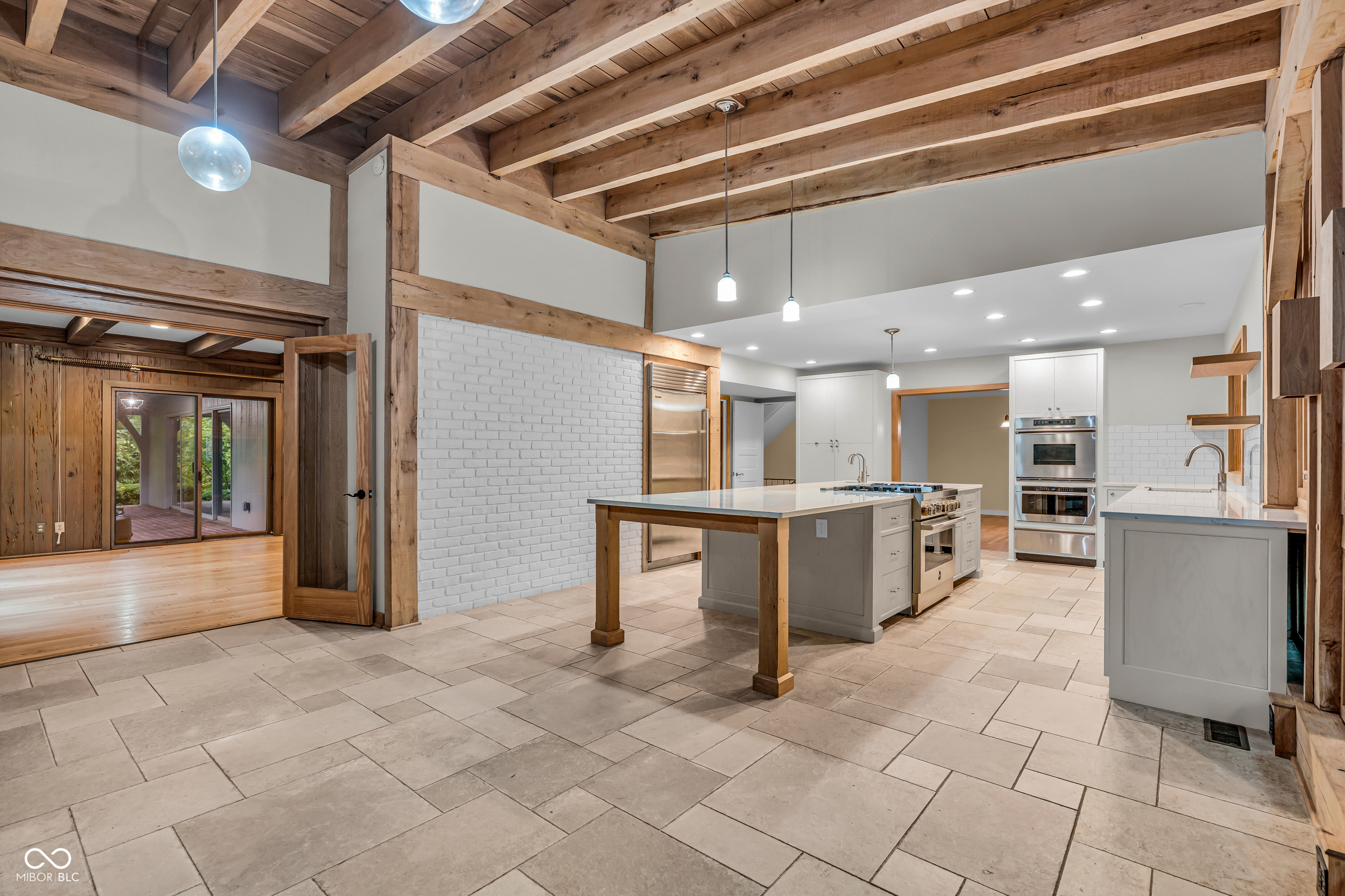 6047 Brokenhurst Road Indianapolis, IN 46220 - Photo 14 of 77