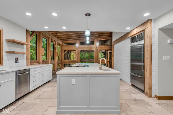 $1,175,000 | 6047 Brokenhurst Road, Indianapolis, IN 46220