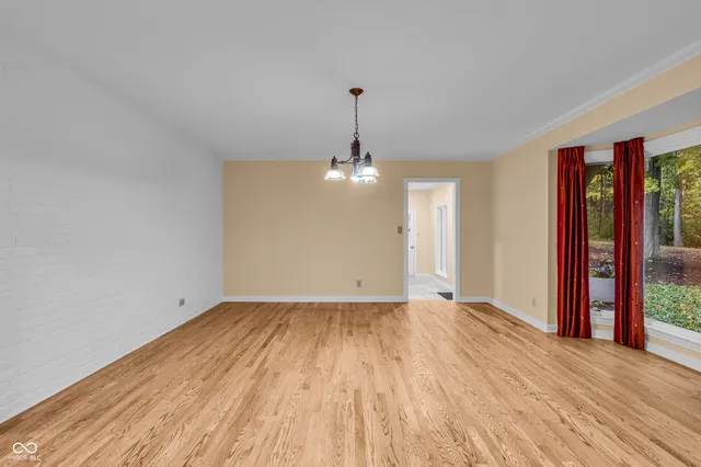 $1,229,000 | 6047 Brokenhurst Road, Indianapolis, IN 46220