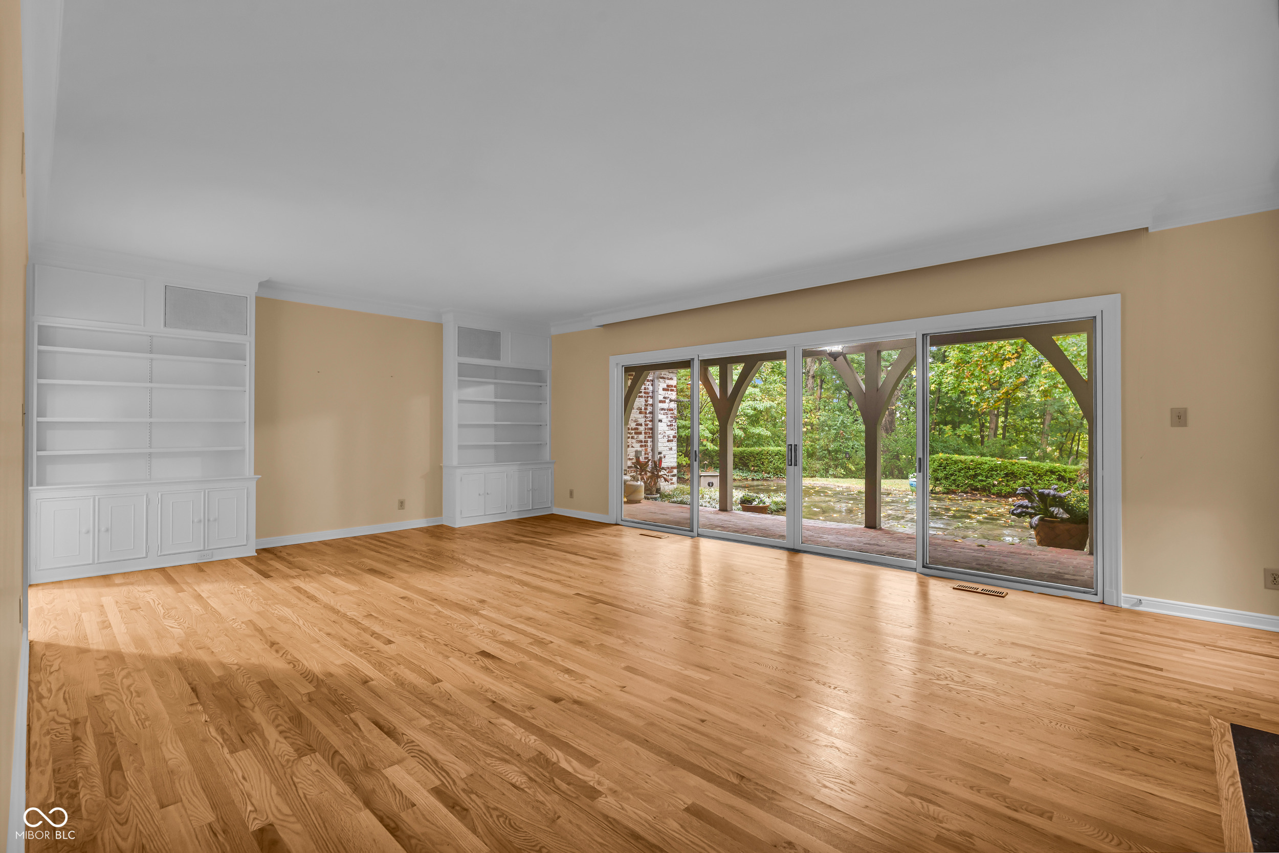 6047 Brokenhurst Road Indianapolis, IN 46220 - Photo 26 of 77