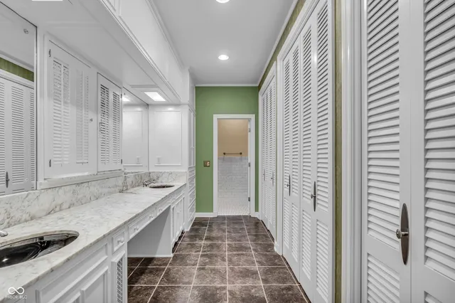 $1,229,000 | 6047 Brokenhurst Road, Indianapolis, IN 46220