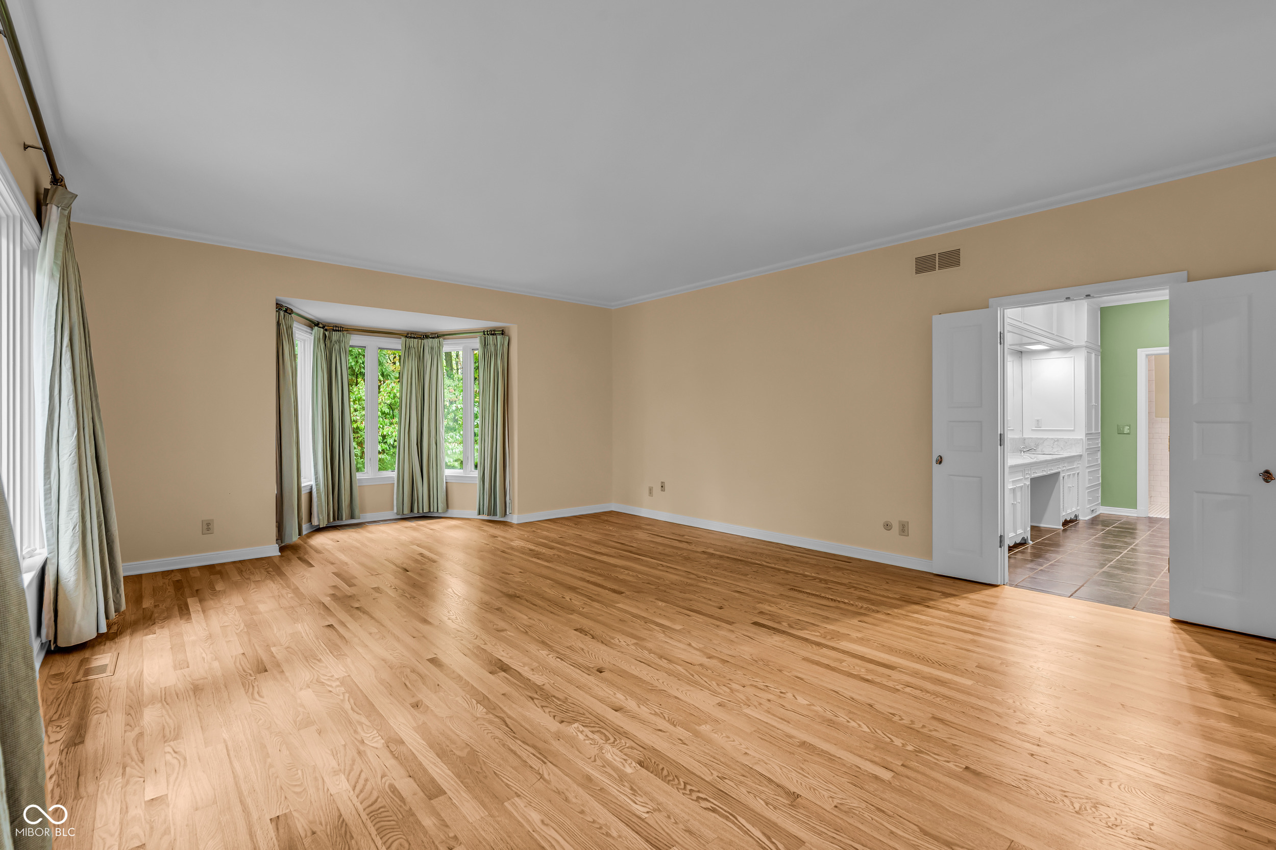 6047 Brokenhurst Road Indianapolis, IN 46220 - Photo 34 of 77