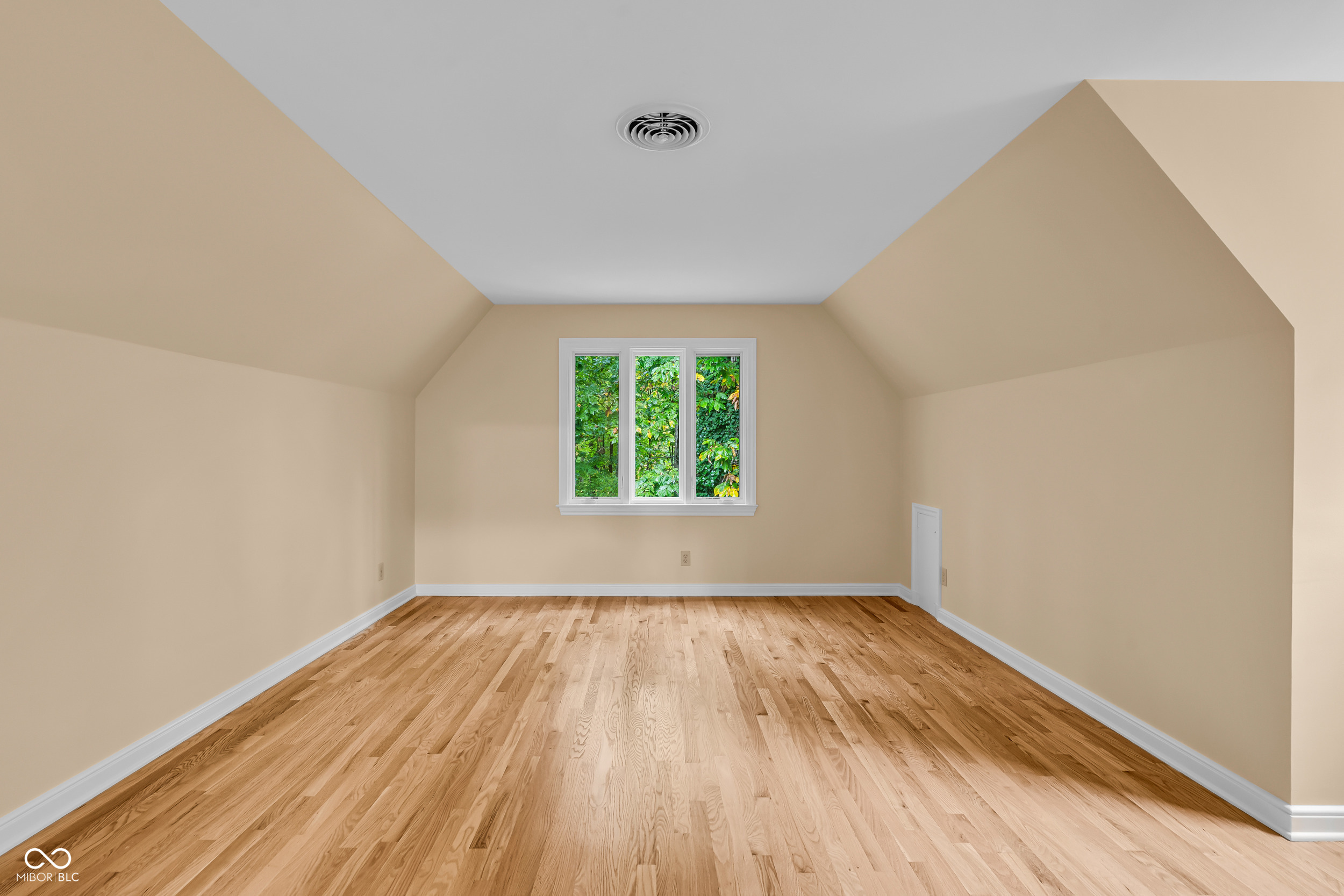 6047 Brokenhurst Road Indianapolis, IN 46220 - Photo 36 of 77