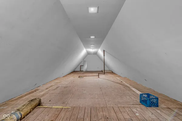 $1,175,000 | 6047 Brokenhurst Road, Indianapolis, IN 46220