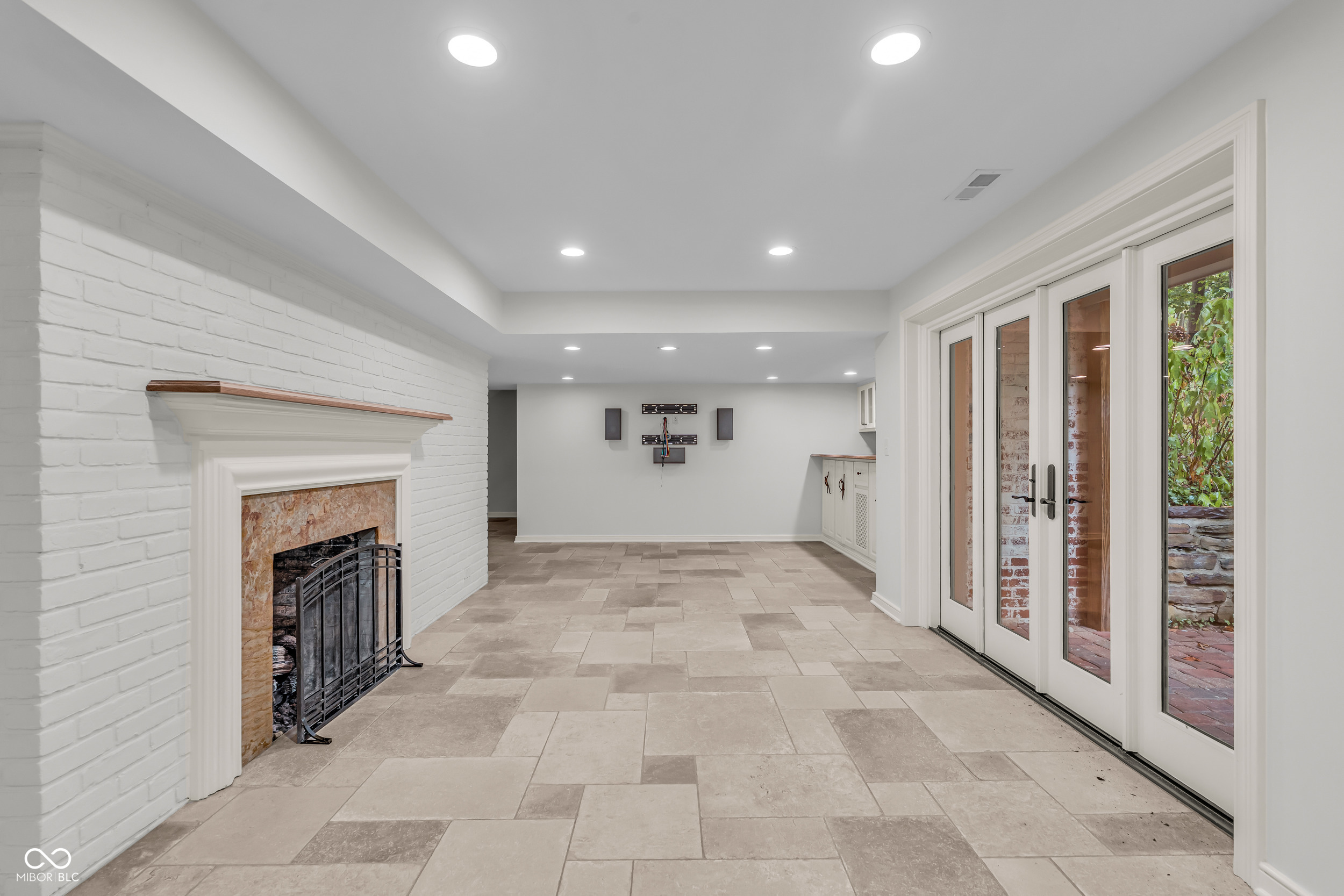 6047 Brokenhurst Road Indianapolis, IN 46220 - Photo 48 of 77