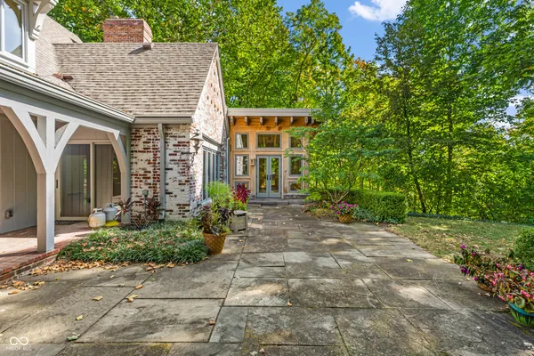 $1,175,000 | 6047 Brokenhurst Road, Indianapolis, IN 46220