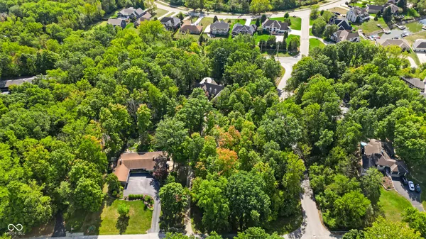 $1,175,000 | 6047 Brokenhurst Road, Indianapolis, IN 46220