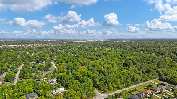 $1,175,000 | 6047 Brokenhurst Road, Indianapolis, IN 46220