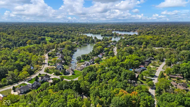 $1,229,000 | 6047 Brokenhurst Road, Indianapolis, IN 46220