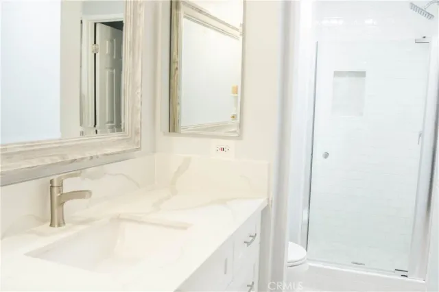 $3,300 | 4705 Kester Avenue, Sherman Oaks, CA 91403