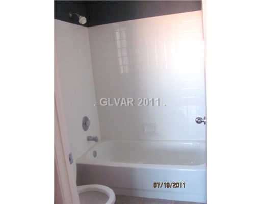 7429 Alpine Ridge Street Las Vegas, NV 89131 - Photo 5 of 10 Bathroom.