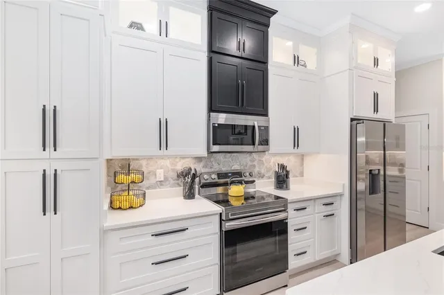 $605,000 | 4430 Northwest 18th Place, Gainesville, FL 32605