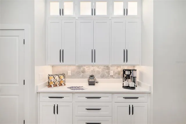 $605,000 | 4430 Northwest 18th Place, Gainesville, FL 32605