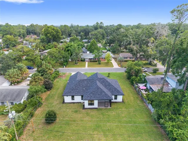 $605,000 | 4430 Northwest 18th Place, Gainesville, FL 32605