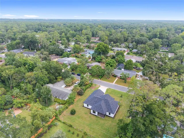 $605,000 | 4430 Northwest 18th Place, Gainesville, FL 32605