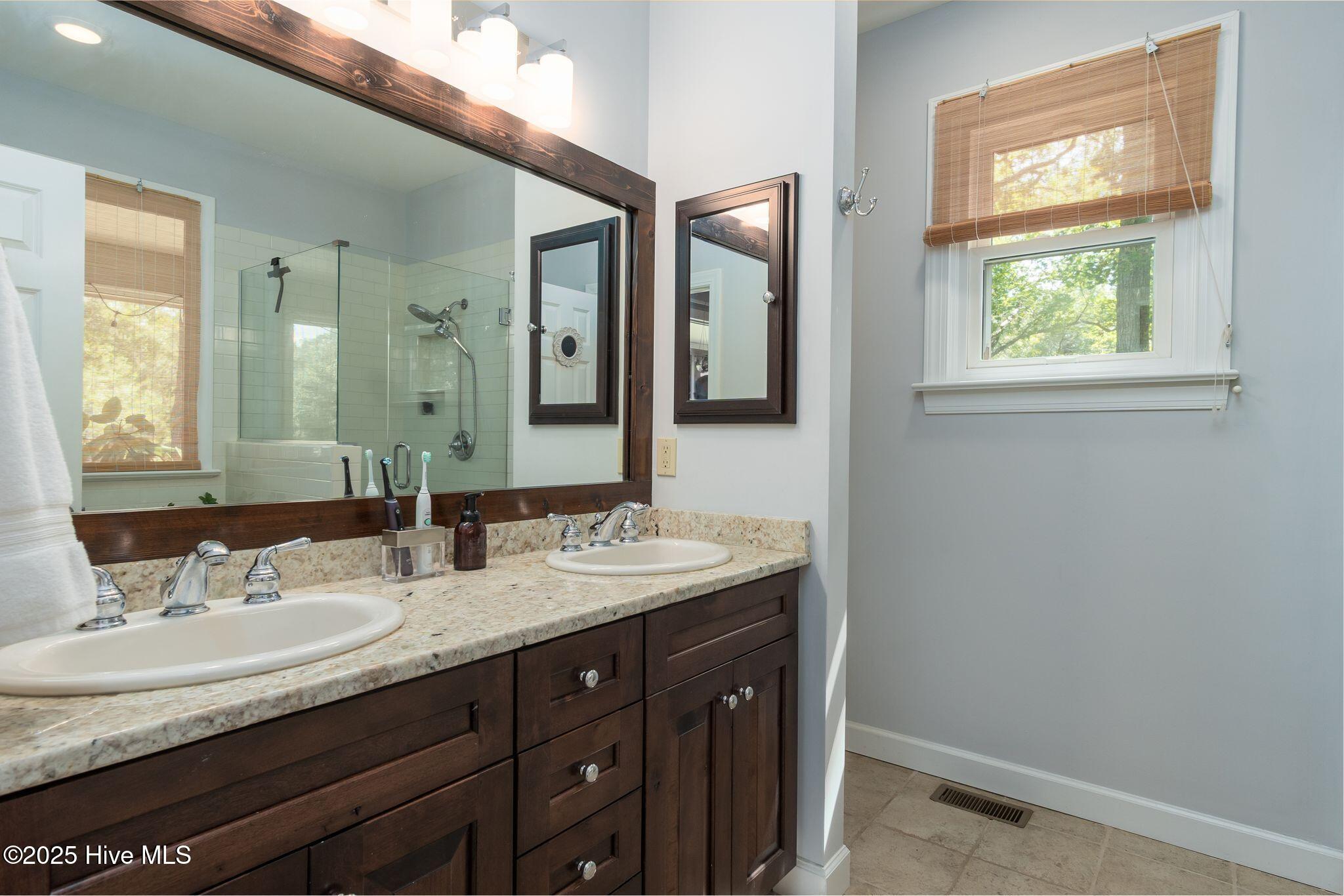 138 Hughes Plantation Road Pollocksville, NC 28573 - Photo 32 of 81 138 Hughes Plantation Rd-36