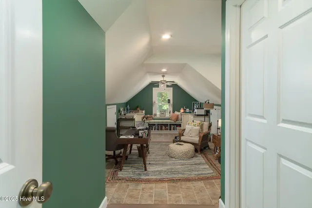 $650,000 | 138 Hughes Plantation Road, Pollocksville, NC 28573