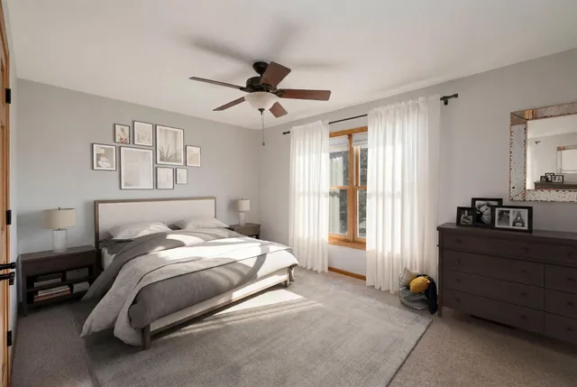 $449,900 | 925 Lake Street, Onalaska, WI 54650