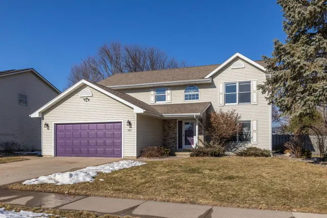$449,900 | 925 Lake Street, Onalaska, WI 54650