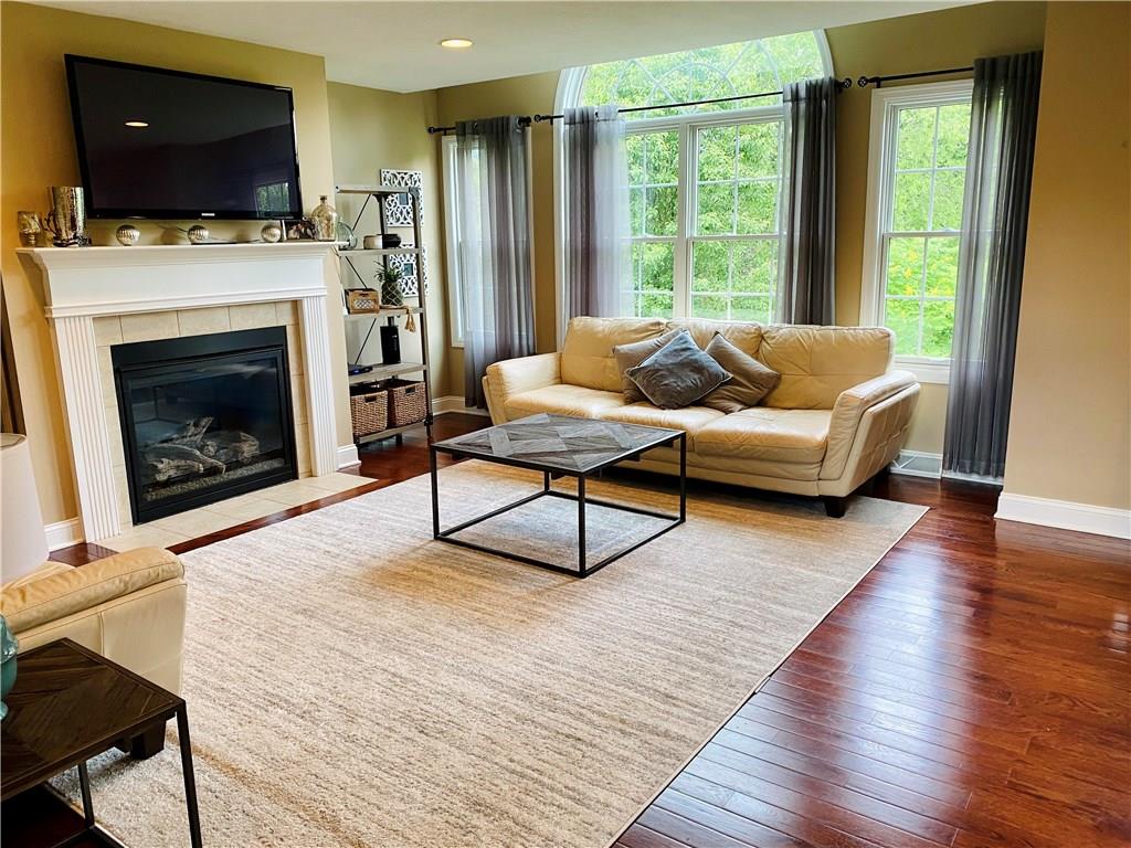 2751 Cole Road Wexford, PA 15090 - Photo 4 of 21 Gallery Image 4