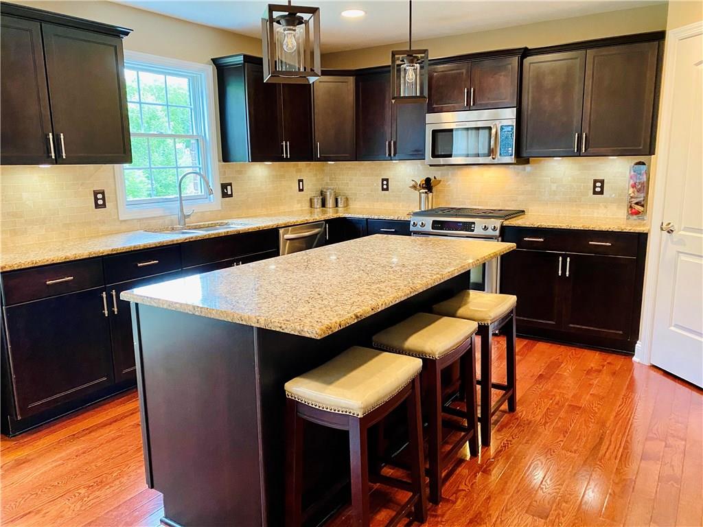 2751 Cole Road Wexford, PA 15090 - Photo 6 of 21 Gallery Image 6