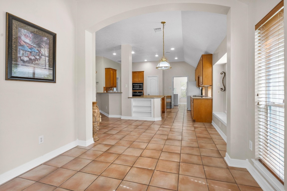 5307 Summerland Ridge Court Houston, TX 77041 - Photo 12 of 35