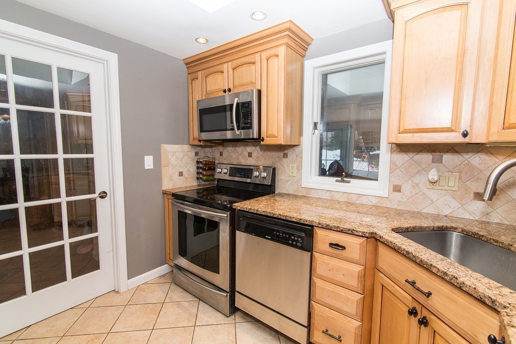 15 Millbrook Road Natick, MA 01760 - Photo 6 of 26 Gallery Image 6