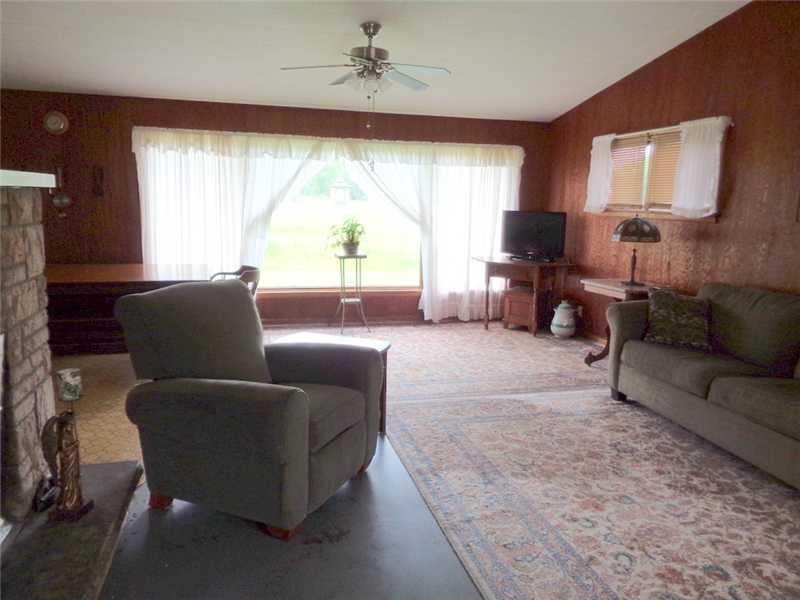 1069 Methodist Road Greenville, PA 16125 - Photo 10 of 12 Living Room.