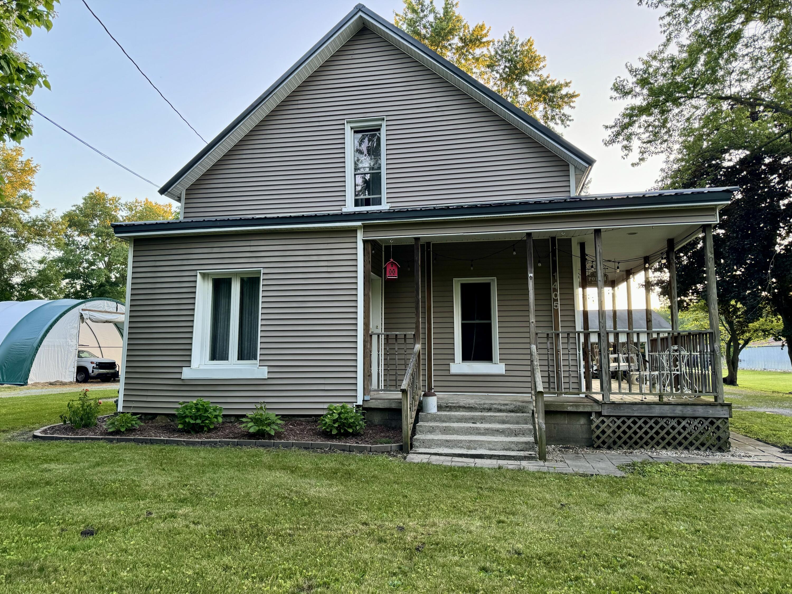 1405 South Roosevelt Road Knox, IN 46534 - Photo 1 of 25 3000x2250