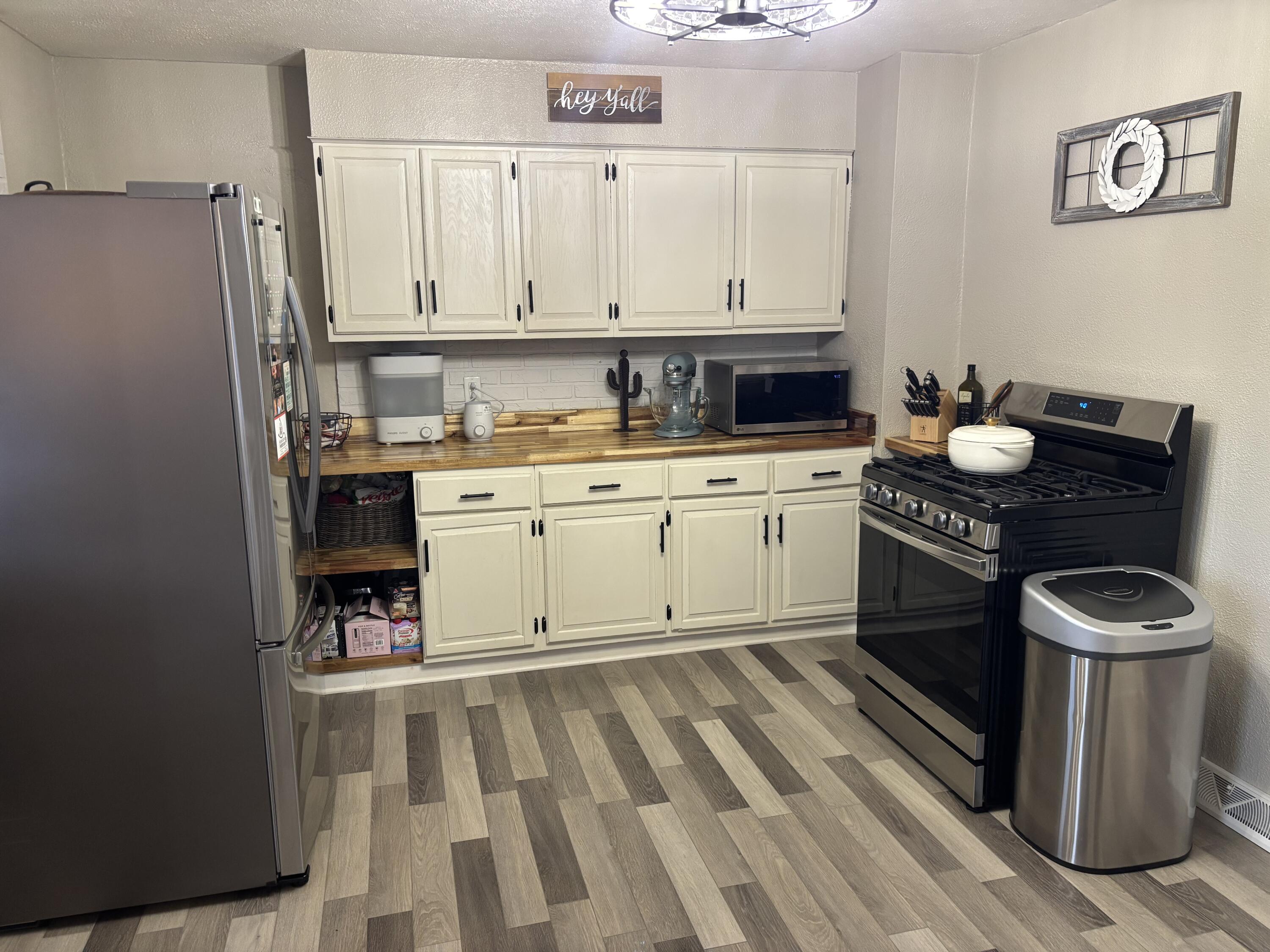1405 South Roosevelt Road Knox, IN 46534 - Photo 6 of 25 3000x2250
