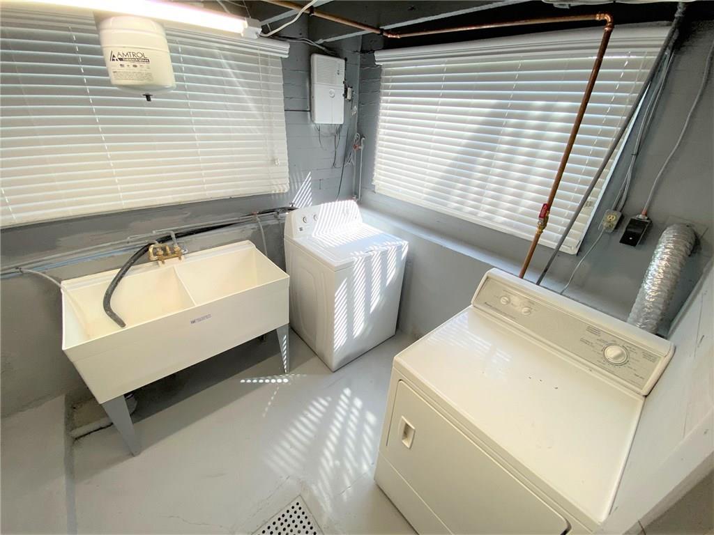 1029 Evergreen Road Pittsburgh, PA 15209 - Photo 20 of 25 Laundry lower level