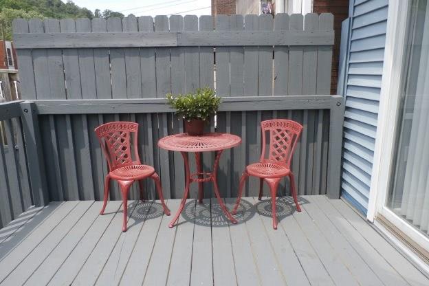 1029 Evergreen Road Pittsburgh, PA 15209 - Photo 22 of 25 Private rear deck off of kitchen~perfect for outdoor entertaining!